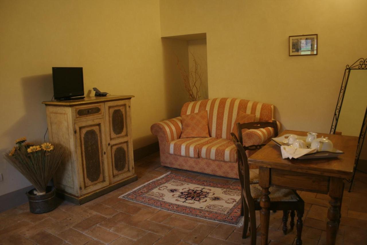 Hotel Relais Palazzo Di Luglio Sansepolcro Buitenkant foto
